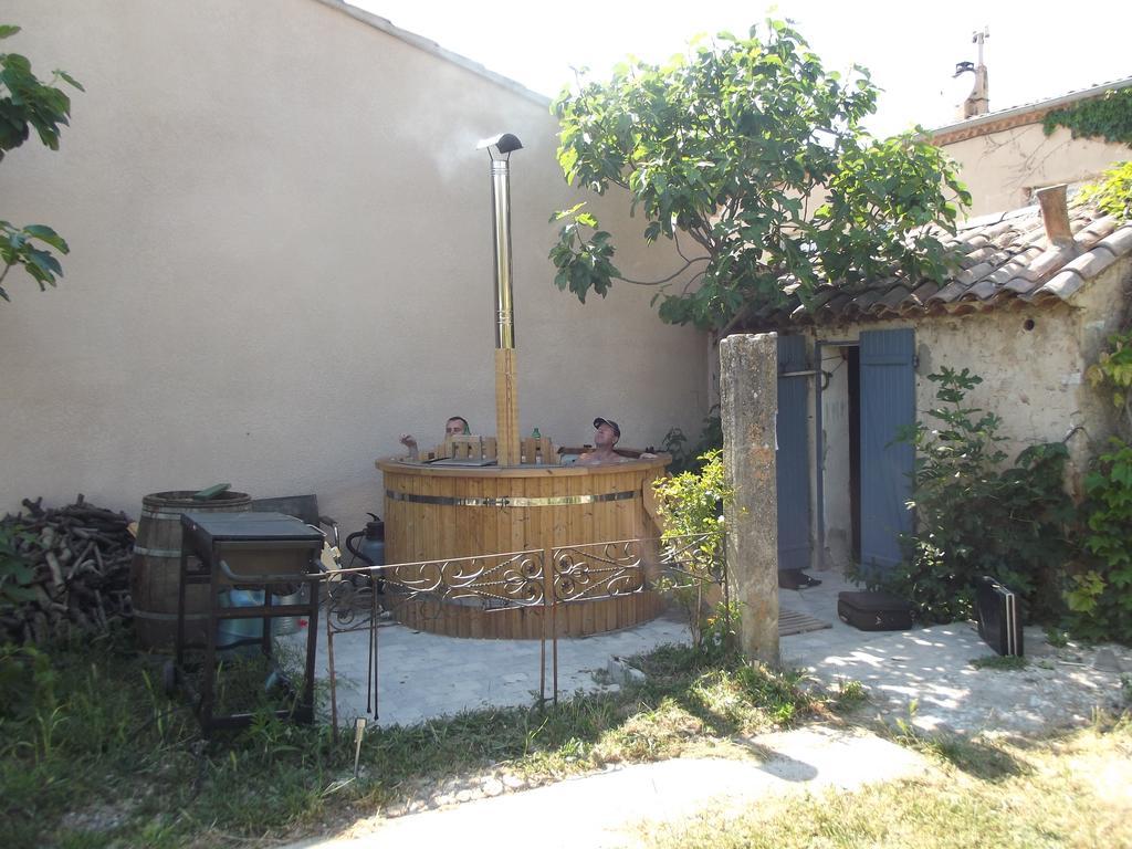 Chambres Et Table D'Hotes Au Brabo Mormoiron Zewnętrze zdjęcie